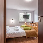 Hotel Huzar *