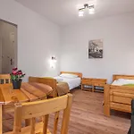 Huzar Hotel